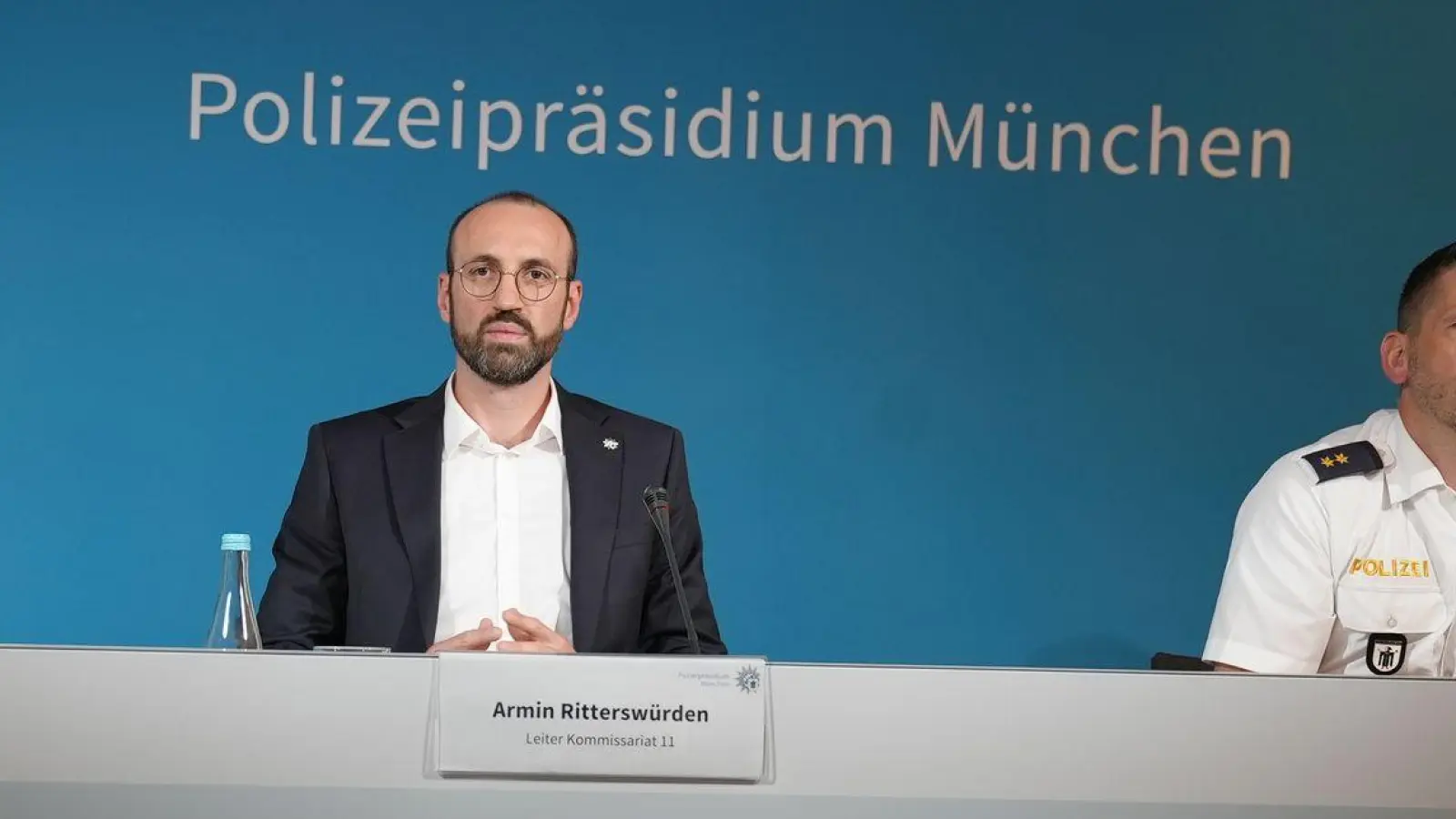 Polizei und Staatsanwaltschaft berichteten in einer Pressekonferenz über das Gewaltdelikt. (Archivbild) (Foto: Ehsan Monajati/dpa)