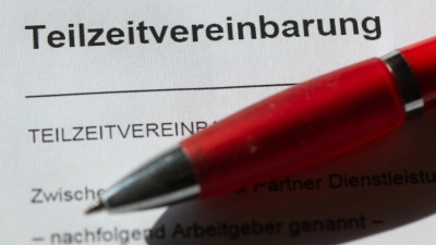 Die Beschäftigung in Branchen mit einem hohen Teilzeitanteil wie dem Gesundheits- und Sozialwesen nahm laut IAB im vergangenen Jahr zu. (Foto: Sebastian Kahnert/dpa)