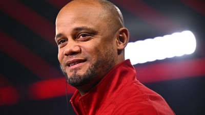 Würde HSV-Aufstieg begrüßen: Bayern-Coach Vincent Kompany (Foto: Tom Weller/dpa)