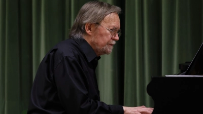 Interpretierte Klaviermusik von neun Komponistinnen: der Pianist Paul Sturm. (Foto: Thomas Wirth)