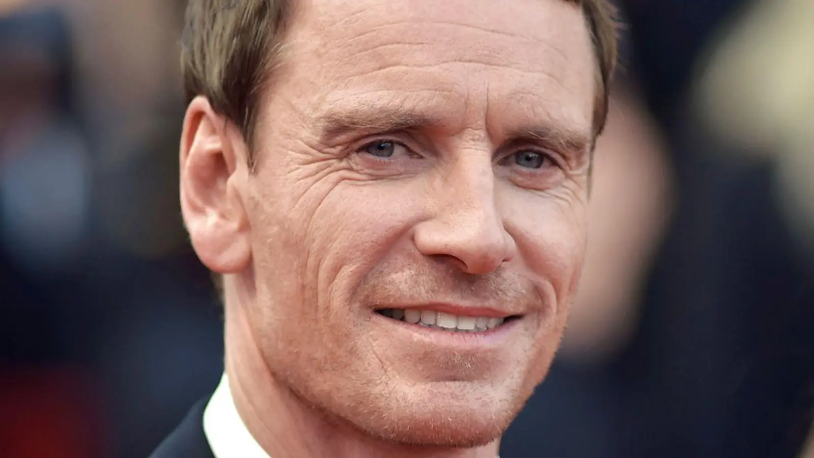 Michael Fassbender wird in der von George Clooney produzierten Spionagethriller-Serie „The Agency“ die Hauptrolle übernehmen. (Foto: Rocco Spaziani/Mondadori Portfolio via ZUMA/dpa)