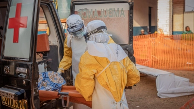 Ein mit dem Ebola-Virus infizierter Mediziner, der nach seiner Rückkehr aus dem Kongo in Frankreich in eine Klinik kam, gilt nun als genesen (Archivbild). (Foto: -/XinHua/dpa)