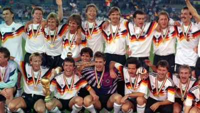 Einige Weltmeister von 1990 trauen der DFB-Auswahl auch dieses Jahr einen WM-Coup zu. (Archivbild) (Foto: Frank Leonhardt/dpa)