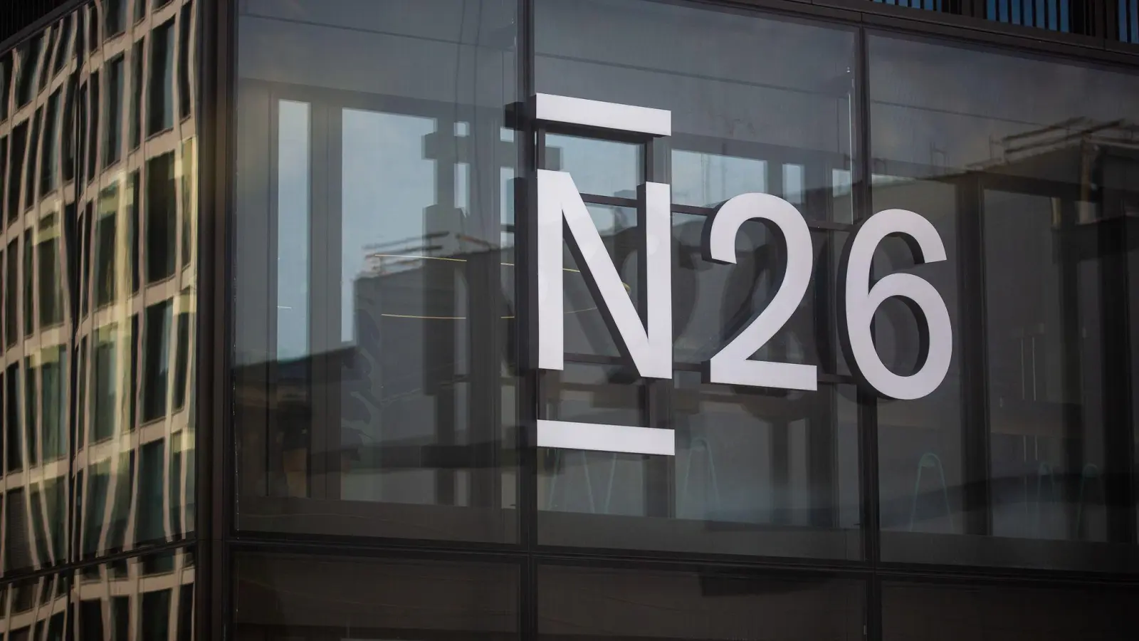 Die Digitalbank N26 rechnet nicht mit einer Deckelung der Neukundenzahlungen durch die deutsche Bankenaufsicht Bafin. (Archivbild) (Foto: Fernando Gutierrez-Juarez/dpa)