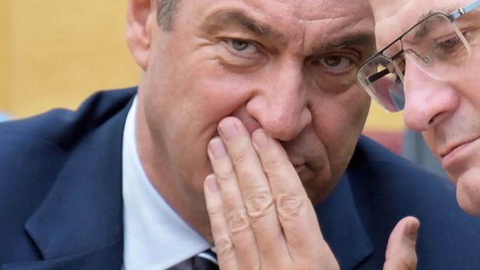 CSU-Chef Söder (links) und Finanzminister Füracker wollen über den Bundesrat die Vereine in Deutschland steuerlich entlasten. (Archivbild) (Foto: Malin Wunderlich/dpa)