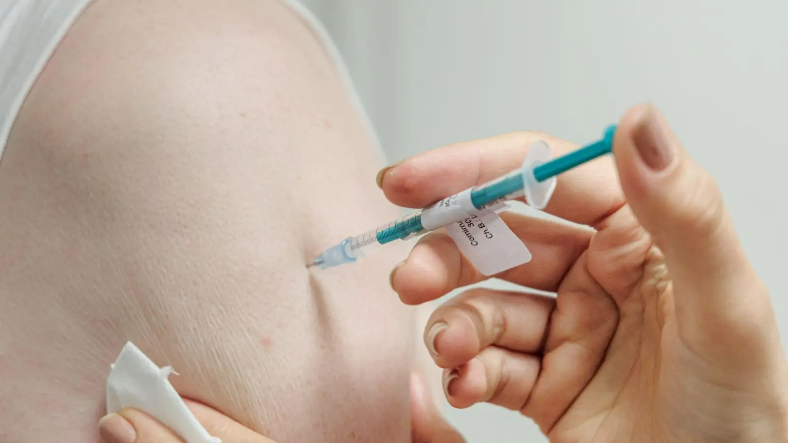 Seit 2018 sollen sich Ältere gegen Gürtelrose impfen lassen. (Symbolbild) (Foto: Markus Scholz/dpa)