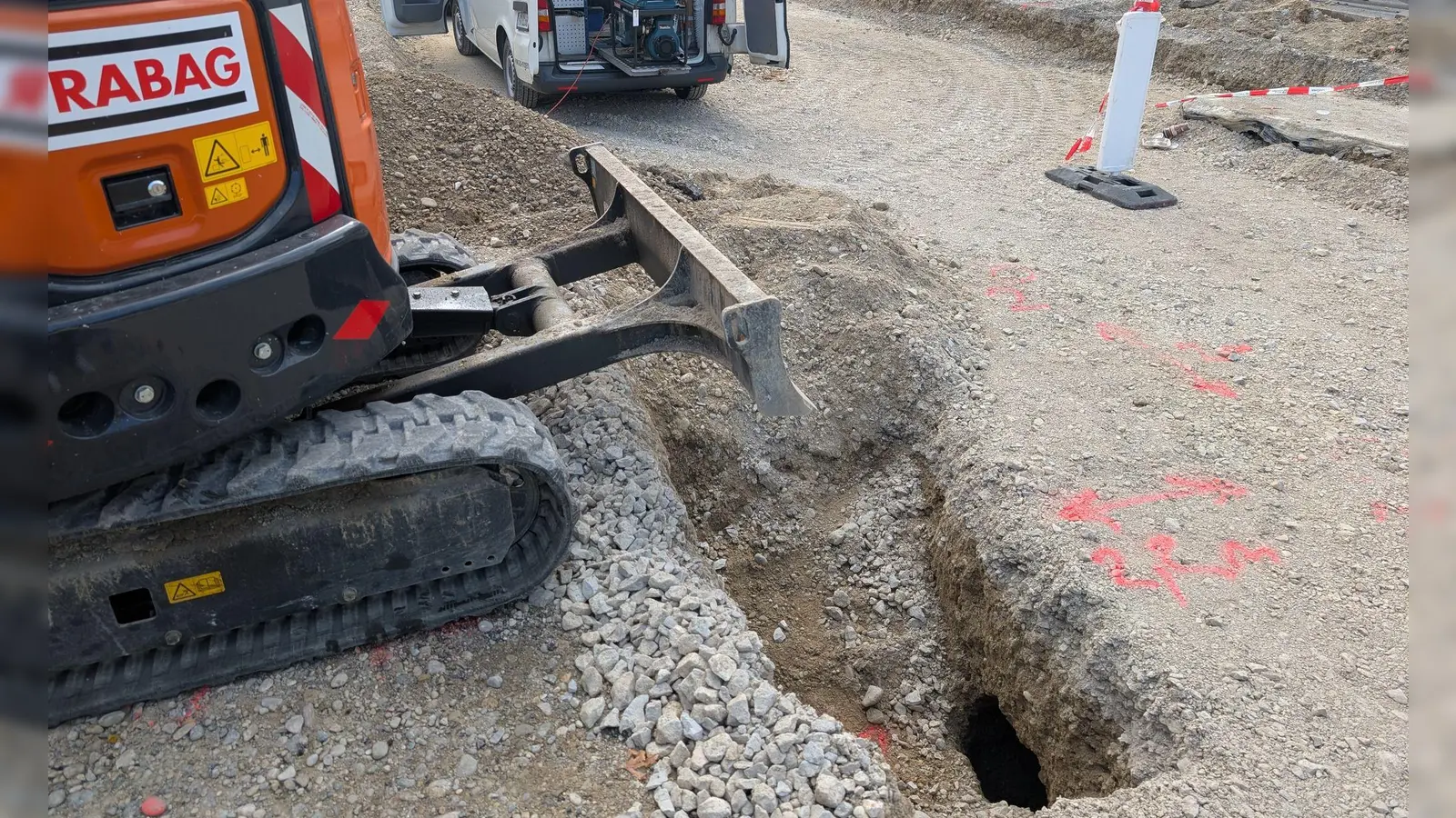 Die Hohlräume wurden beim Bau der neuen Trambahnlinie unter der Fahrbahn entdeckt. (Foto: -/SWM/MVG/dpa)