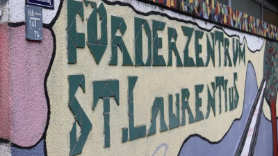 Eltern laufen Sturm gegen die Schließung des Förderzentrums St. Laurentius in Neuendettelsau. (Foto: Antonia Müller)