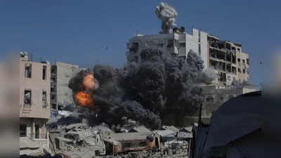 Bei neuen Angriffen des israelischen Militärs im Gazastreifen sind Berichten zufolge mindestens 39 Menschen getötet worden.  (Foto: Yousef Al Zanoun/AP/dpa)