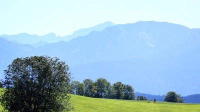 Der September brachte in Bayern teils hochsommerliches Wetter. (Archivbild) (Foto: Karl-Josef Hildenbrand/dpa)