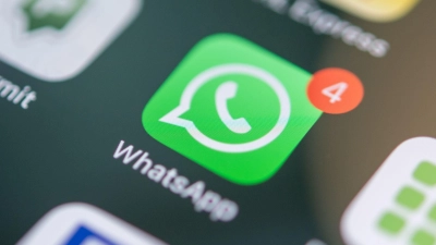 Gruppencheck vor dem Chat: Neue Übersicht soll vor Betrugsversuchen im WhatsApp-Messenger schützen. (Foto: Nico Tapia/dpa-tmn)