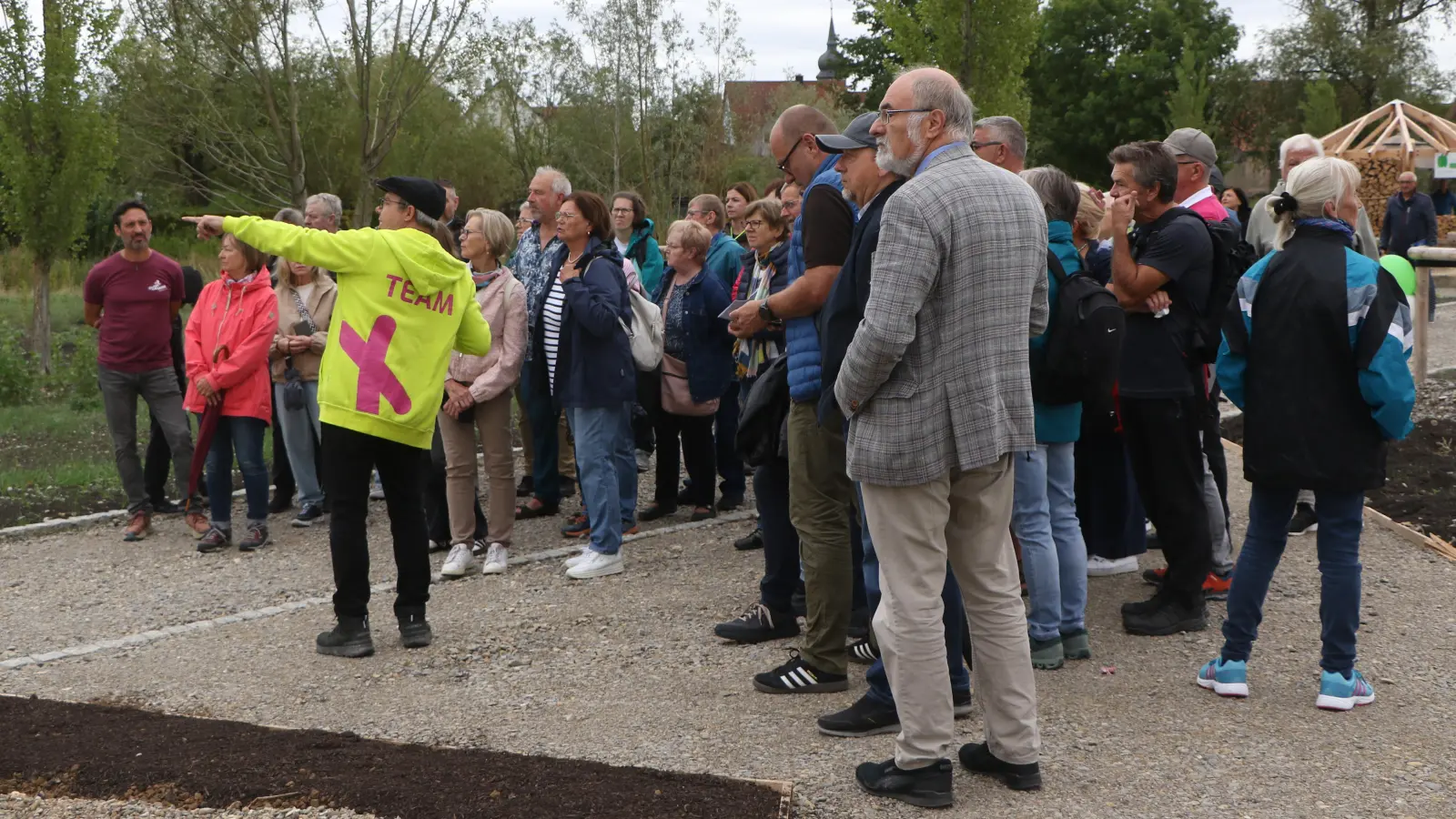 Viele Interessierte machten sich bei Führungen einen Eindruck vom Landesgartenschau-Gelände. (Foto: Alexander Rausch)