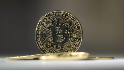 Der Bitcoin bewegt sich in Richtung Allzeithoch. (Symbolbild) (Foto: Hannes P Albert/dpa)