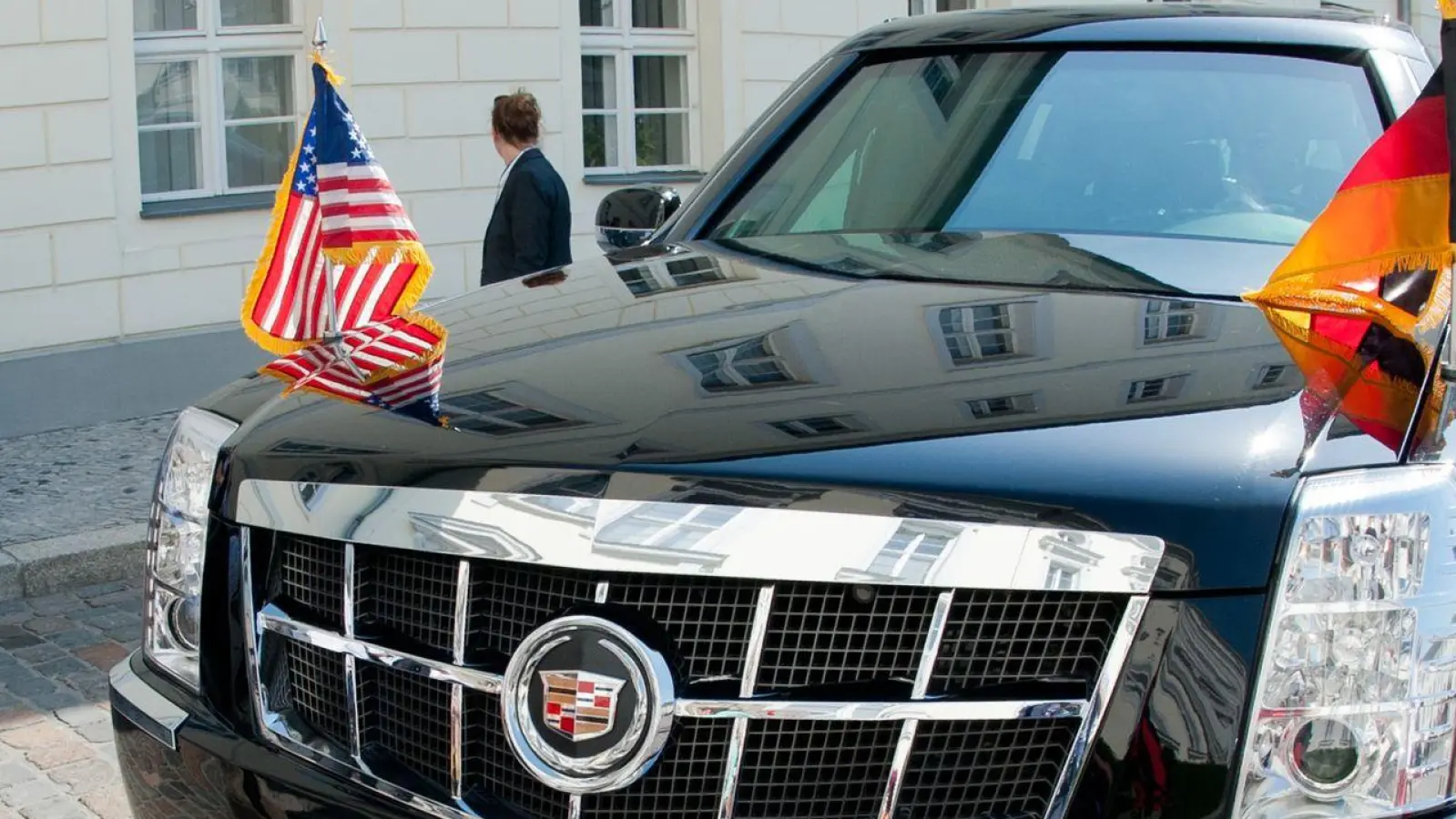 Steht ein gepanzerter Cadillac wie dieser in Deutschland, ist ein US-Präsident nicht weit. (Foto: picture alliance / dpa)