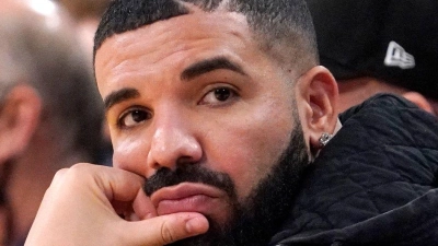 Setzte eineinhalb Millionen Dollar auf einen Finalsieg Argentiniens - und verlor: Rap-Superstar Drake. (Archivbild) (Foto: Mark J. Terrill/AP/dpa)
