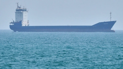 Die Spannungen um die Straße von Hormus verschärfen sich. (Archivbild)  (Foto: Asghar Besharati/AP/dpa)