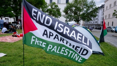 Eine geplante Veranstaltung an der Ludwig-Maximilian-Universität mit möglicherweise pro-palästinensischen Inhalten rief die bayerische Landespolitik auf den Plan. (Archivbild) (Foto: Sven Hoppe/dpa)