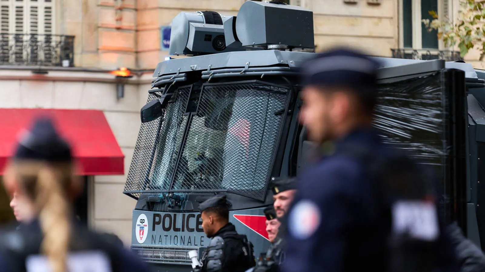 70.000 Beamte waren im Einsatz. (Foto: Marcus Golejewski/dpa)