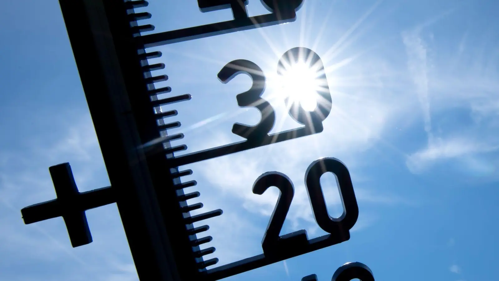 Bereits zum ersten Mai-Wochenende klettern die Temperaturen in Deutschland weit über 20 Grad. (Symbolbild) (Foto: Sven Hoppe/dpa)