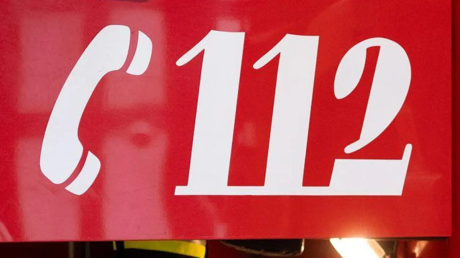 Mehr als 150 Kräfte waren laut Polizei beim Brand im Einsatz. (Symbolbild) (Foto: Niklas Treppner/dpa)