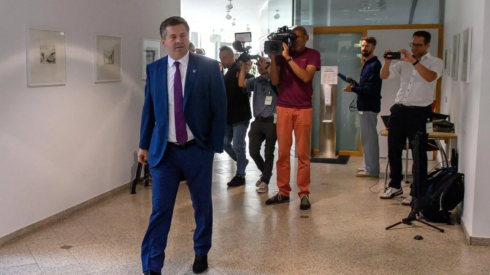 Ministerpräsident Schulze: Dürfte er auch Fraktionschef sein?  (Foto: Klaus-Dietmar Gabbert/dpa)