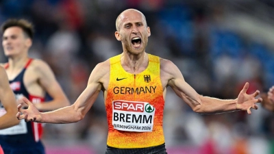 Florian Bremm jubelt im Ziel über Silber. (Foto: Sven Hoppe/dpa)