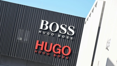 Hugo Boss-Aktie steigt nach Frasers-Offerte deutlich (Foto: Bernd Weißbrod/dpa)