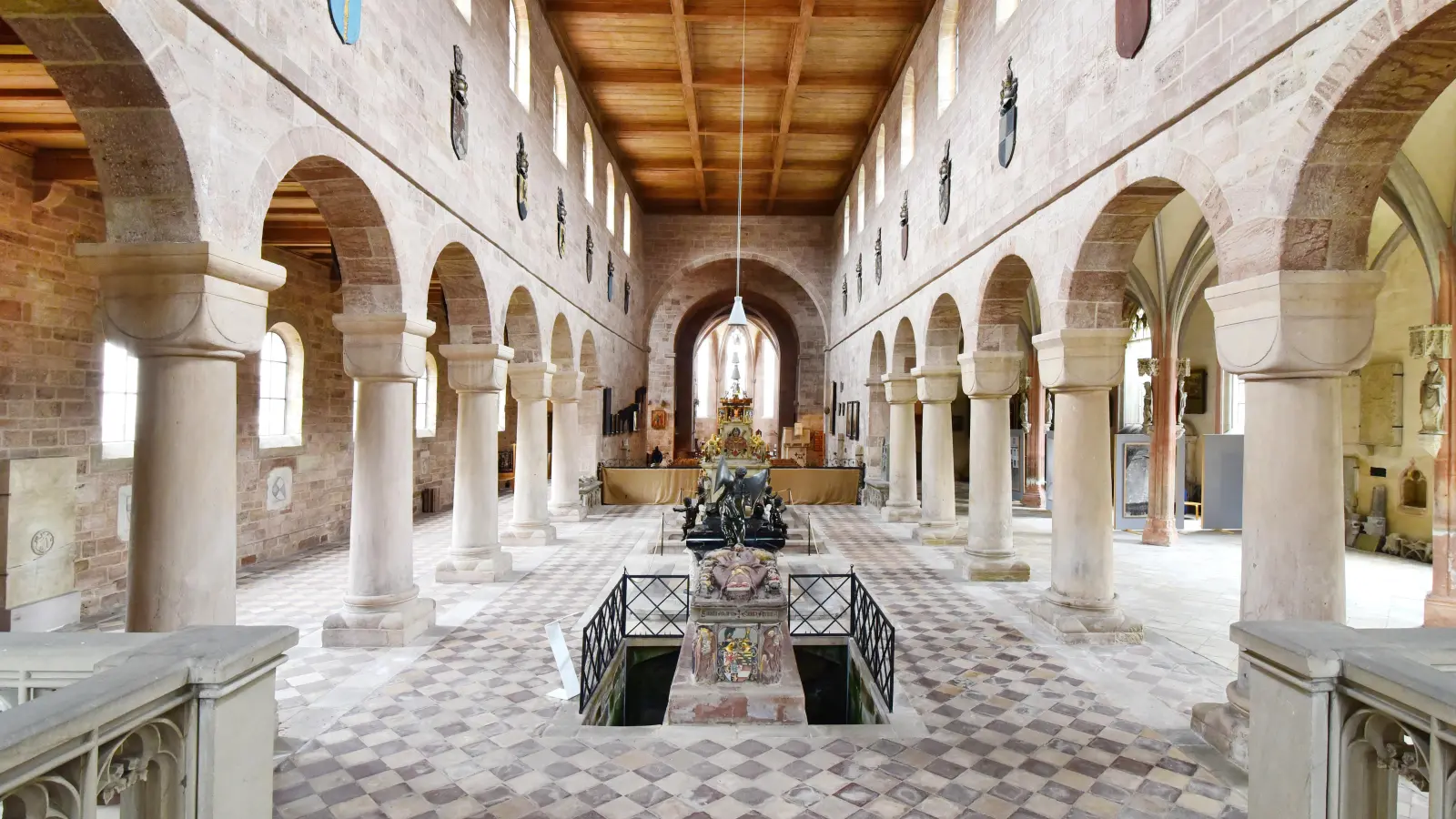 Der Münster in Heilsbronn war einst Grablege des Adelsgeschlechts der fränkischen Hohenzollern. (Foto: Jim Albright)