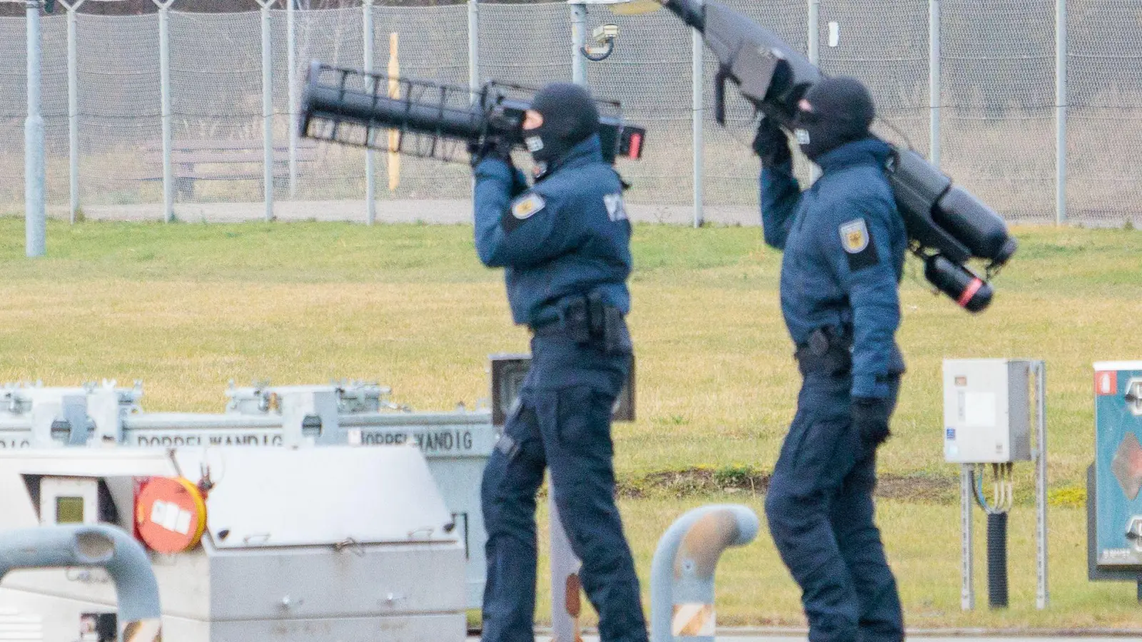 Die Drohnenabwehreinheit der Bundespolizei wurde im Dezember in Dienst gestellt. (Archivfoto) (Foto: Carsten Koall/dpa)