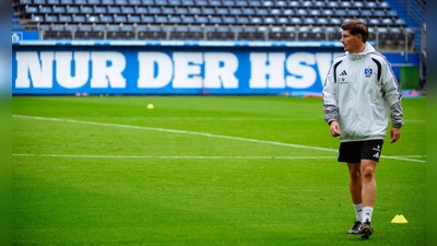 Hat weiter das Sagen beim HSV: Trainer Merlin Polzin.  (Foto: Gregor Fischer/dpa)