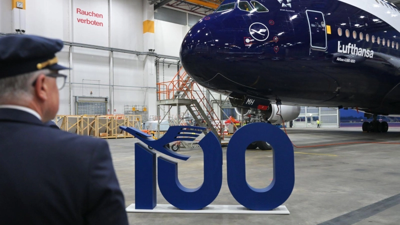 In diesem Jahr feiert Lufthansa 100-jähriges Jubiläum. (Foto: Malin Wunderlich/dpa)