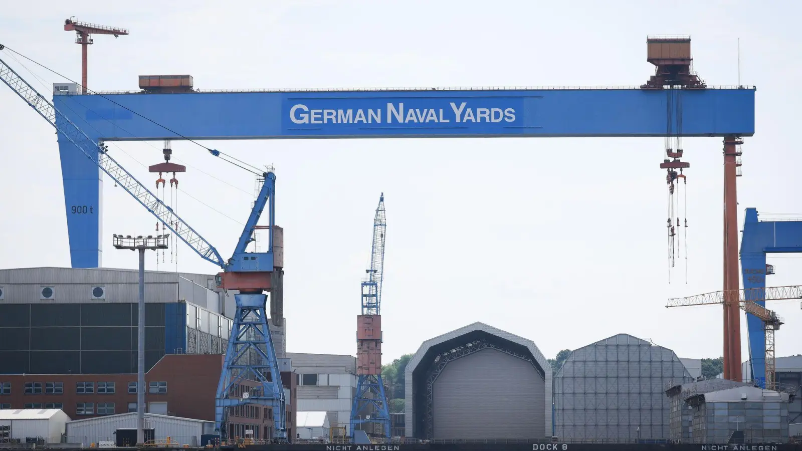 TKMS und German Naval Yards teilen sich eine Werftfläche in Kiel. (Archivbild) (Foto: Christian Charisius/dpa)