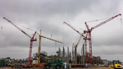 Das Rechenzentrum entsteht auf dem Gelände des ehemaligen Kraftwerks Lübbenau. (Foto: Frank Hammerschmidt/dpa)