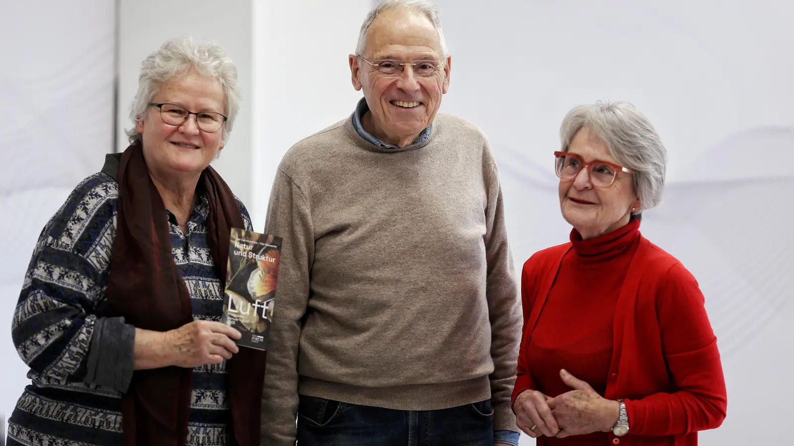 Organisieren das Programm des Kulturforum-Bereichs „Natur und Struktur“: Susanne Wolf (links), Götz Alber und Christiane Alber. (Foto: Thomas Wirth)