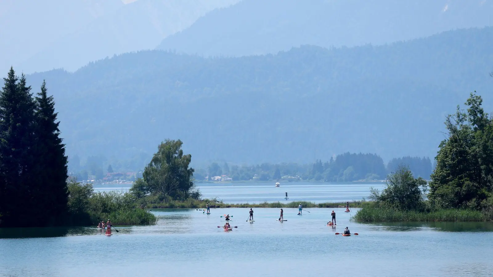 Der Juni brachte Bayern besonders viele Sonnenstunden. (Foto: Karl-Josef Hildenbrand/dpa)