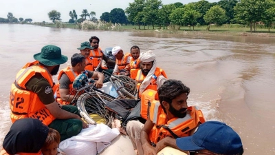 Sintflutartige Regenfälle haben 2.000 Dörfer in Punjab überschwemmt.  (Foto: Ppi/PPI via ZUMA Press Wire/dpa)