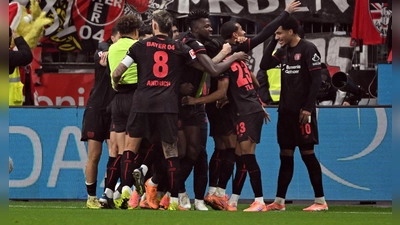 Die Profis von Bayer Leverkusen durften im Derby gegen Köln jubeln. (Foto: Federico Gambarini/dpa)