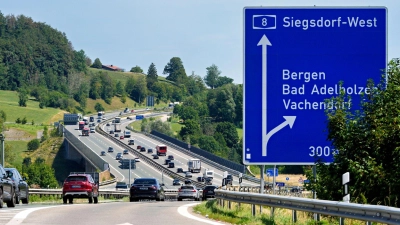 Der betroffene Abschnitt der A8 ist nur vierspurig und meist ohne Seitenstreifen. (Foto: Uwe Lein/dpa)