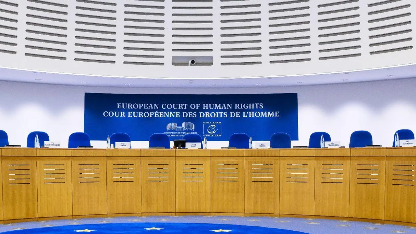 Die Richter in Straßburg geben einer Klage der Ukraine statt: Russland hat Menschenrechtsverletzungen auf der Krim begangen. (Foto: Jean-Christophe Bott/Keystone/dpa)