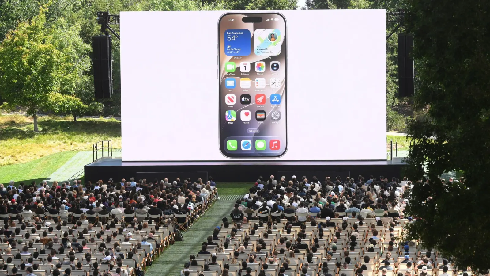 Bei der WWDC gibt Apple traditionell einen Ausblick auf kommende Software und Dienste. (Foto: Noah Berger/FR34727 AP/AP/dpa)