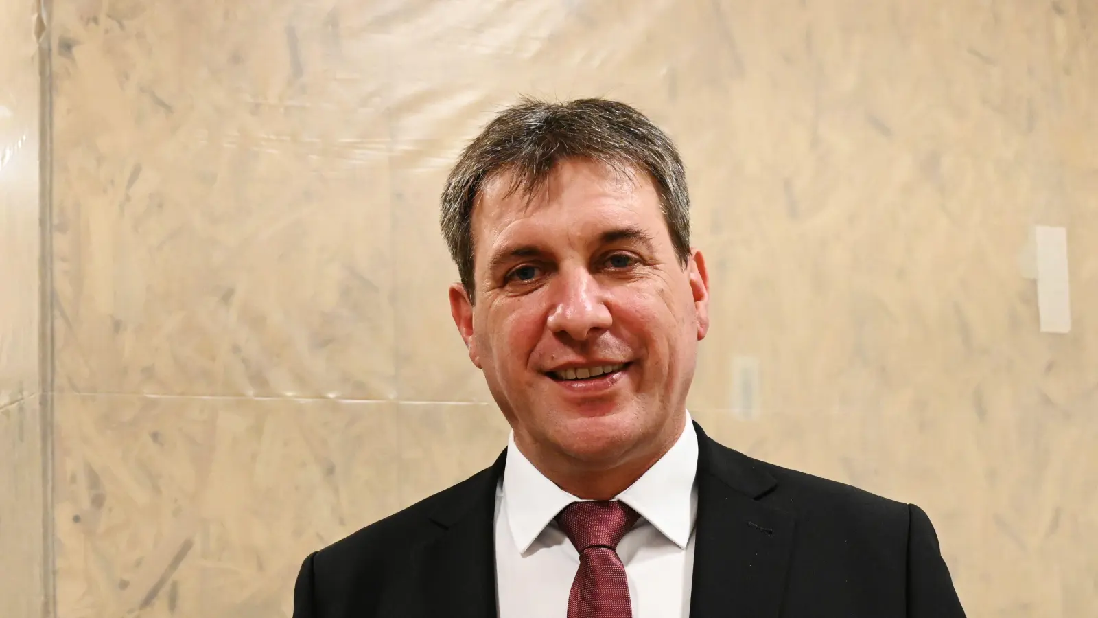 Der aktuelle Windsbacher Bürgermeister Matthias Seitz möchte gerne noch weitere sechs Jahre den Posten innehaben.  (Foto: Luca Paul)