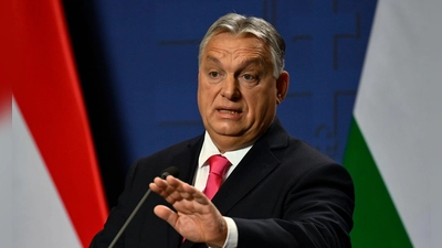 Die Koalition unter Ministerpräsident Viktor Orban knüpft die Zustimmung zum Nato-Beitritt Schwedens an eine bestimmte Bedingung. (Foto: Denes Erdos/AP/dpa)