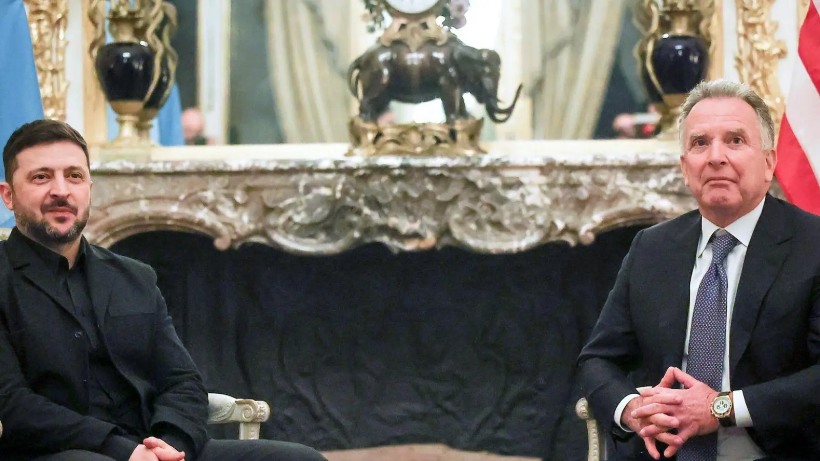 Die US-Vermittler Steve Witkoff und Jared Kushner reisen nach Worten des ukrainischen Präsidenten Wolodymyr Selenskyj am Sonntag nach Kiew. (Archivbild) (Foto: Thomas Padilla/AP/dpa)