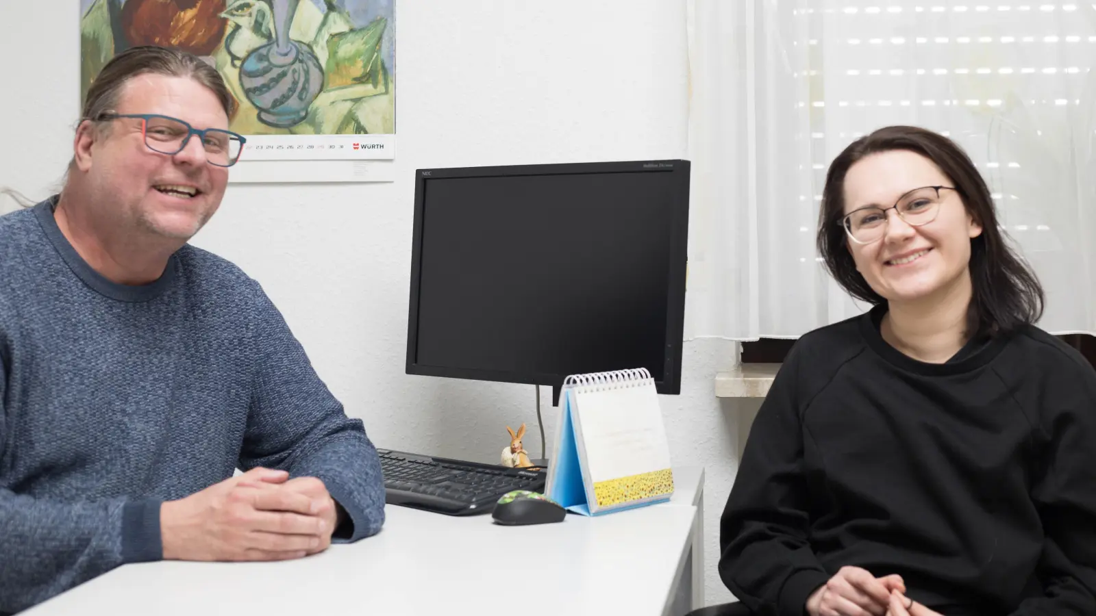 Dr. Klaus Wittich, Allgemeinarzt in Herrieden, hilft seiner Kollegin Olena Pavlova aus der Ukraine, damit sie in Deutschland als Ärztin arbeiten kann. (Foto: Heike Wittich)
