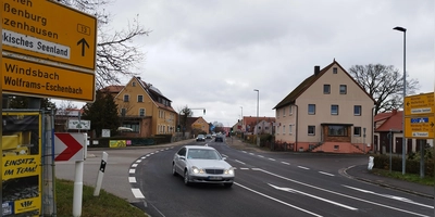 Über mehrere Monate mussten die Merkendorfer mit Verkehrseinschränkungen zurechtkommen. Umso größer ist nun die Freude, dass die B 13 wieder offen ist. (Foto: Robert Maurer)