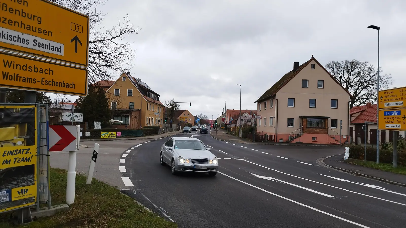 Über mehrere Monate mussten die Merkendorfer mit Verkehrseinschränkungen zurechtkommen. Umso größer ist nun die Freude, dass die B 13 wieder offen ist. (Foto: Robert Maurer)