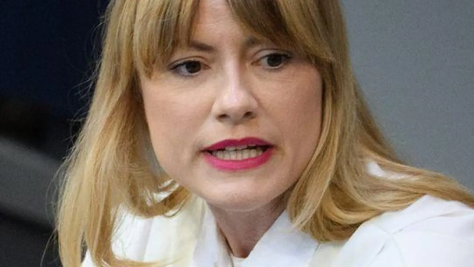 Linken-Politikerin Bünger stellt das Vorgehen der Behörden in Frage. (Archivbild)  (Foto: Bernd von Jutrczenka/dpa)