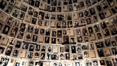 Die Halle der Namen in der Holocaust-Gedenkstätte Yad Vashem in Jerusalem. (Archivbild) (Foto: Fabian Sommer/dpa)