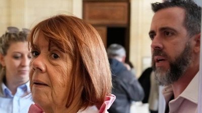Im Missbrauchsfall Gisèle Pelicot in Frankreich hat ein verurteilter Täter in einem Berufungsprozess eine höhere Strafe erhalten.  (Foto: Lewis Joly/AP/dpa)