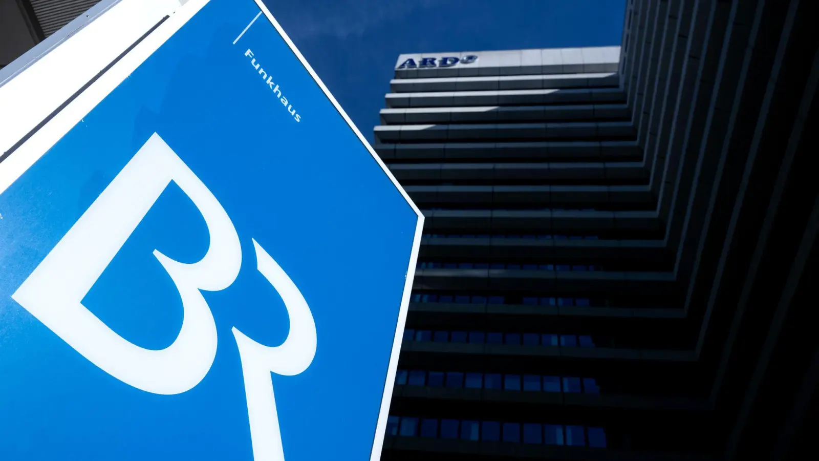 Das bayerische Kabinett macht sich Gedanken über die Musikauswahl im BR. (Archivbild) (Foto: Sven Hoppe/dpa)